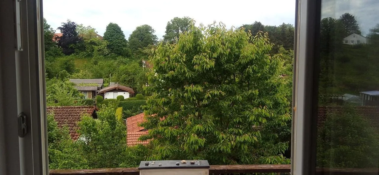 Grosses Zimmer Bad Kueche Wohnzimmer Terasse Garten Zentral Ruhig Landsberg am Lech Alemanha