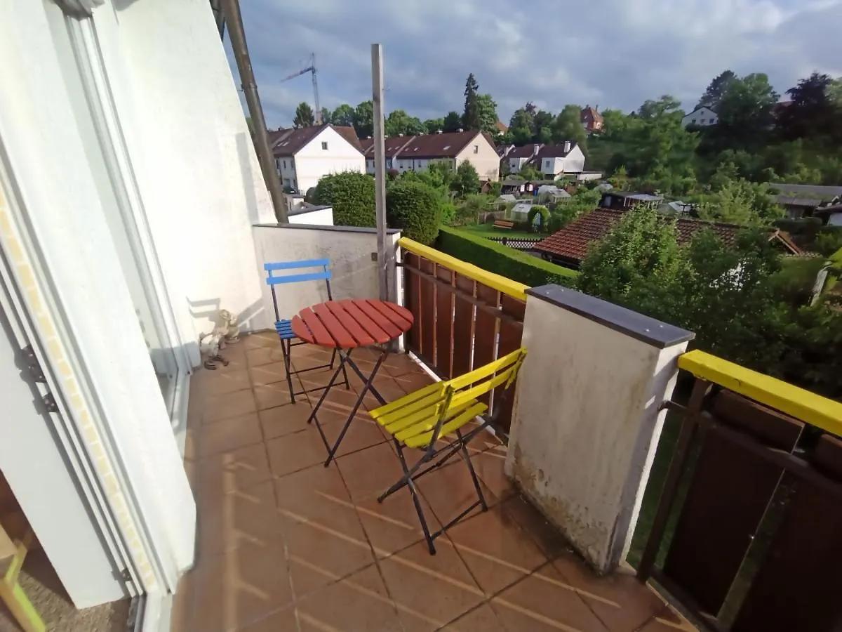 Grosses Zimmer Bad Kueche Wohnzimmer Terasse Garten Zentral Ruhig Landsberg am Lech 0*,